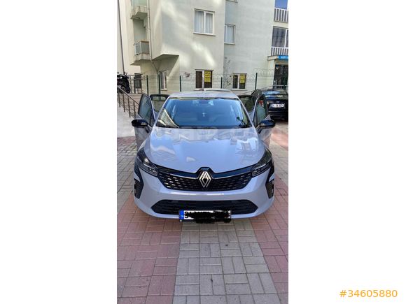 Sahibinden Renault Clio 1.0 TCe Evolution 2023 Model 