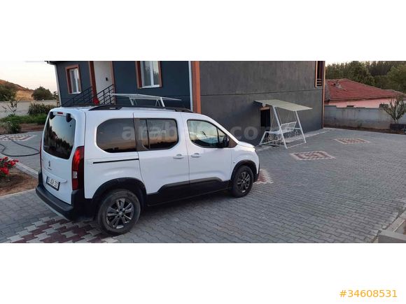 Sahibinden Peugeot Rifter 1.5 BlueHDI Allure 2022 Model 