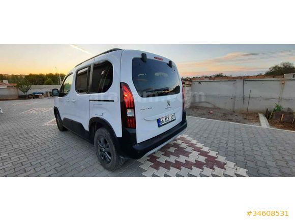 Sahibinden Peugeot Rifter 1.5 BlueHDI Allure 2022 Model 
