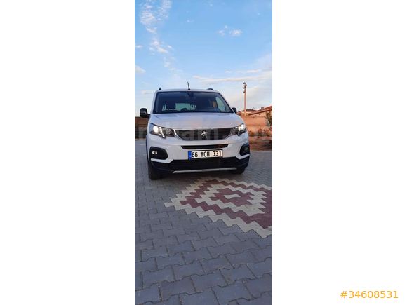 Sahibinden Peugeot Rifter 1.5 BlueHDI Allure 2022 Model 
