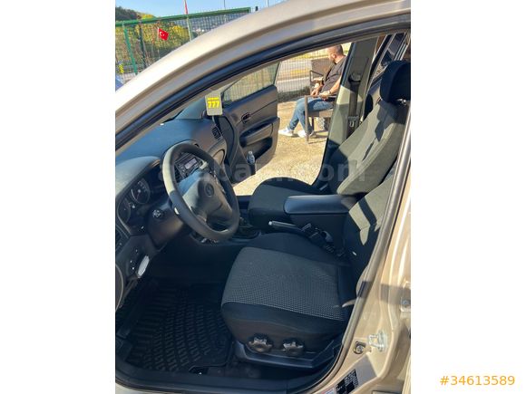Sahibinden Hyundai Accent Era 1.5 CRDi Mode 2012 Model