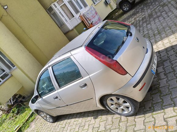 Sahibinden Fiat Punto 1.4 Dynamic 2004 Model