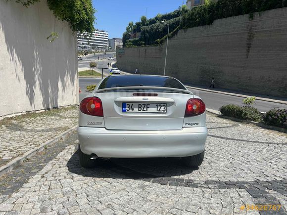 Sahibinden Renault Megane 1.6 Coupe Dynamique 2001 Model İstanbul
