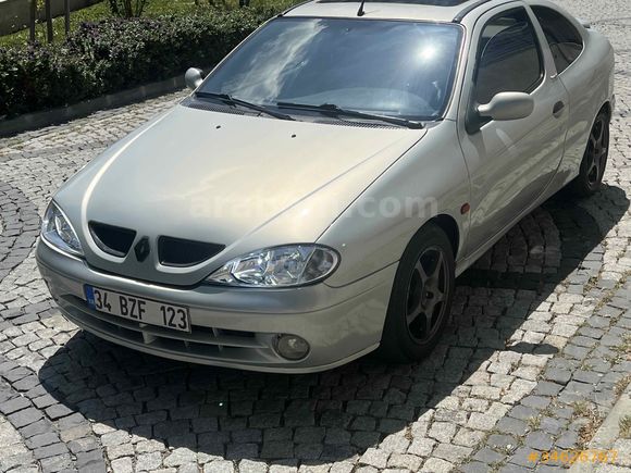 Sahibinden Renault Megane 1.6 Coupe Dynamique 2001 Model İstanbul
