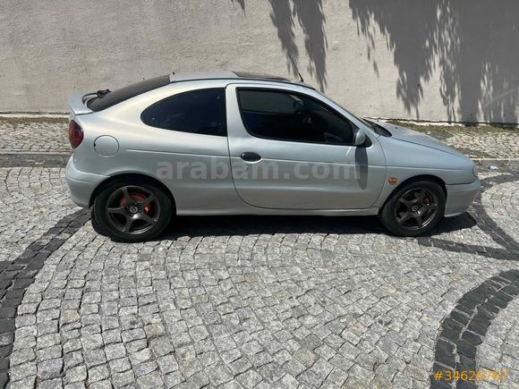 Sahibinden Renault Megane 1.6 Coupe Dynamique 2001 Model İstanbul