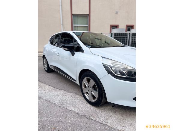 Sağlıkçıdan Renault Clio 1.5 dCi Icon 2016 Model 