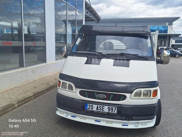 Özcan Galeri'den 2001 lüx Ford transit 190 pikap