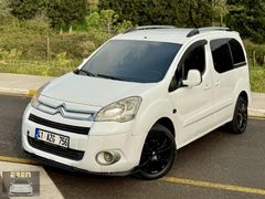 TMR MOTORS 'DAN ÇOK TEMİZ 2011 BERLİNGO KUSURSUZ GÜZELLİK 1,6