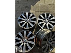 BMW 18 inç et15 jantlar 5x120 bitanesi minik tamirli