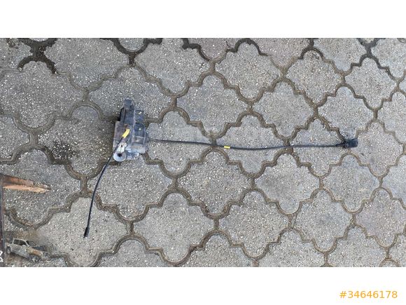 Renault kango sol kapı kilidi