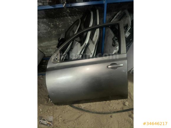 Nissan Micra Micra sol ön kapı