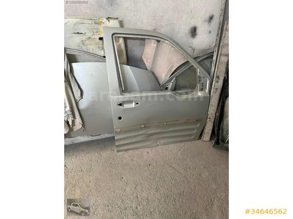 Ford Connect sağ ön kapı