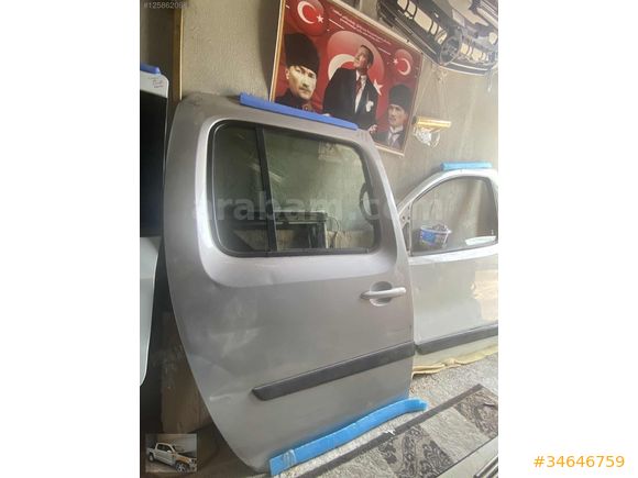 Renault kangoo sağ sürgülü kapi
