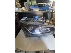 Toyota corolla sağ ön far