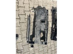 Megane 4 ön panel 625002944R orjinal Alt tarafı kırık