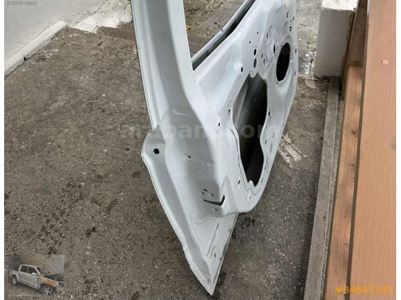 Courrier courier sol ön kapı