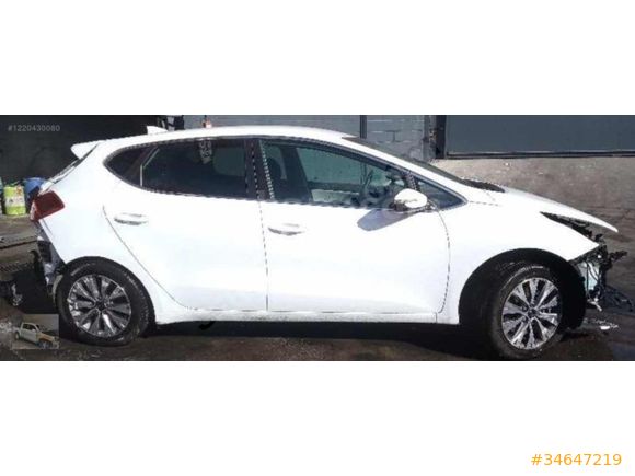 Kia Ceed sol ön kapı sağ ön kapı arka kapı bagaj