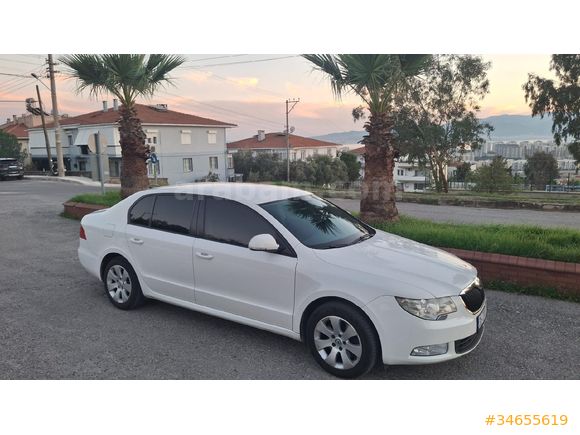 Sahibinden Skoda SuperB 1.4 TSI Active 2012 Model  261.000 km Beyaz