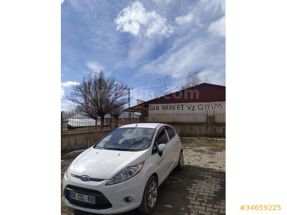 Sahibinden Ford Fiesta 1.4 TDCi Titanium X 2012 Model