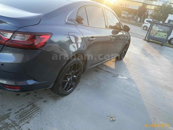 Sahibinden Renault Megane 1.3 TCe Joy 2021 Model 