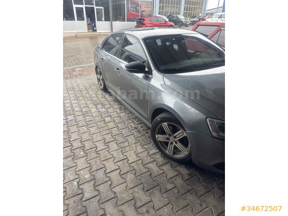Sahibinden Volkswagen Jetta 1.6 TDi Comfortline 2012 Model  305.000 km Gri