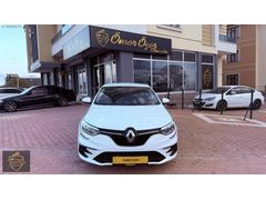 ÖMER ÖZER'DEN 2022 MODEL 87.000 KM OTOMATİK MEGANE TOUCH