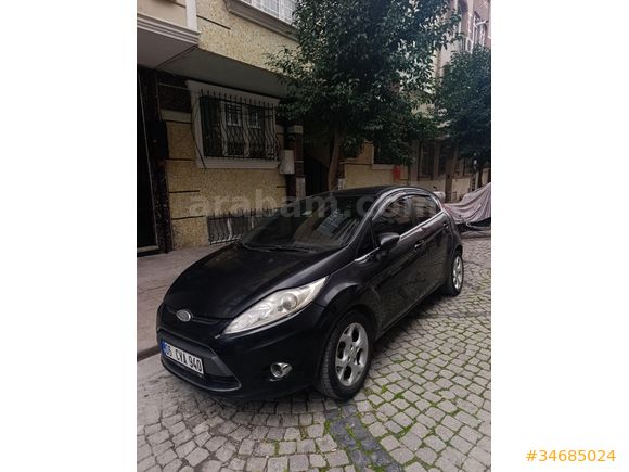 FİESTA titanyum benzin( Aldım diyene 350)