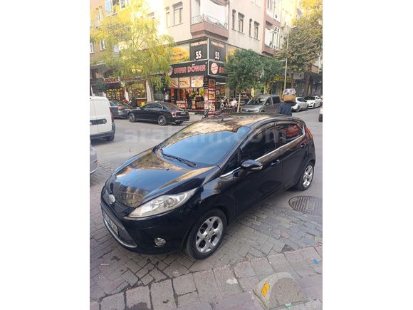 FİESTA titanyum benzin