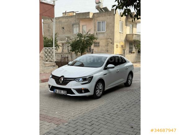 Sahibinden Renault Megane 1.5 Blue DCI Touch 2020 Model 