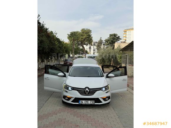 Sahibinden Renault Megane 1.5 Blue DCI Touch 2020 Model 
