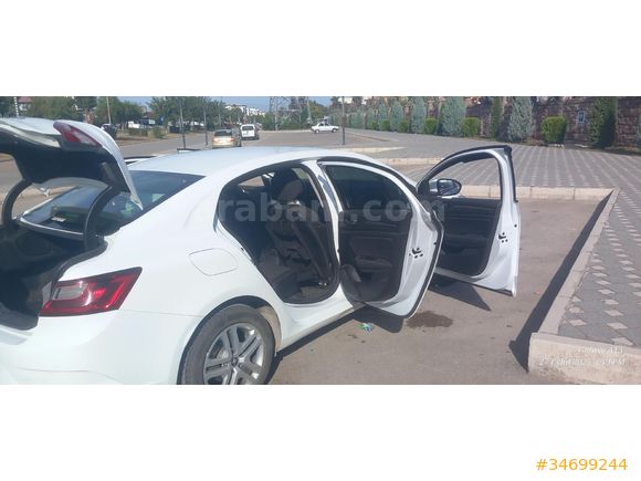 Sahibinden Renault Megane 1.6 Joy 2017 Model