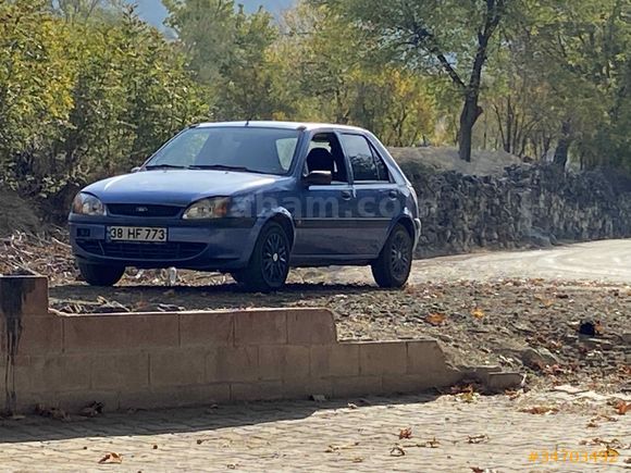 Sahibinden Ford Fiesta 1.25 Flair 2001 Model 