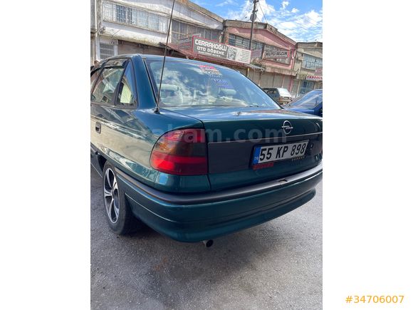 Opel Astra F 1.6 GL klimalı-çift airbag 