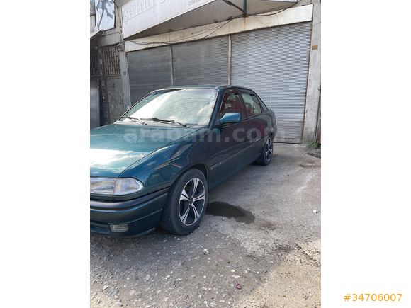 Opel Astra F 1.6 GL klimalı-çift airbag 