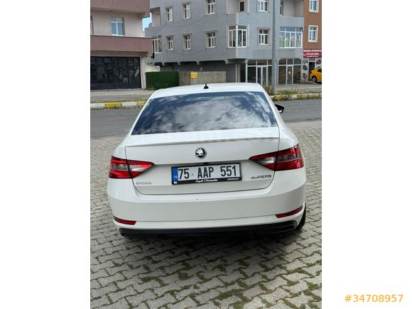 Sahibinden Skoda SuperB 1.4 TSI Style 2015 Model
