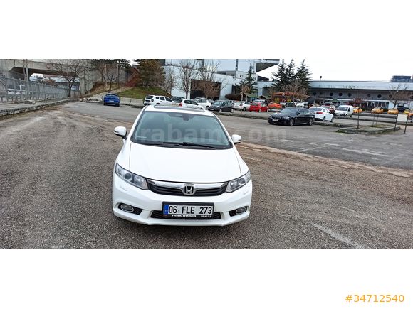 Sahibinden Honda Civic 1.6 i-VTEC ECO Elegance 2014 Model