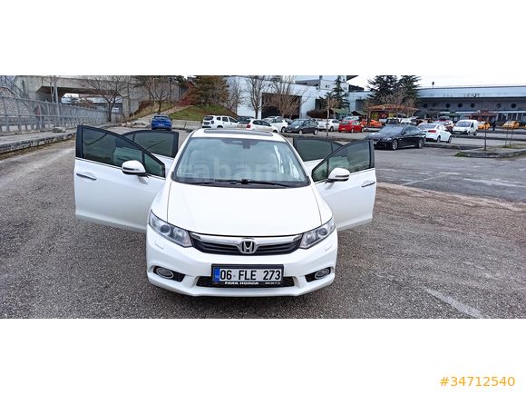 Sahibinden Honda Civic 1.6 i-VTEC ECO Elegance 2014 Model