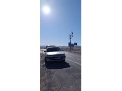 ARAÇ YÜKSELTMEK İÇİN SATILIKTIR, SORUNSUZ PEUGEOT 306 GRİFFE