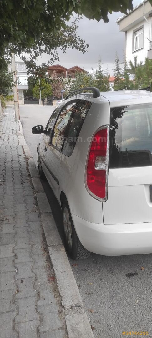 Sahibinden Skoda Roomster 1.2 Dinamik 2010 Model Ankara 163.600 km Beyaz 5