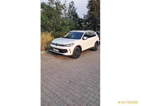 Sahibinden Volkswagen Tiguan 1.5 TSI Elegance 2024 Model