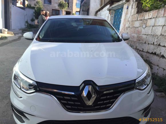 Sahibinden Renault Megane 1.3 TCe Joy Comfort 2023 Model 