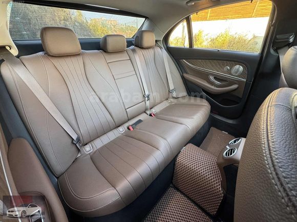 E 300 D Hybrid 4Matic Exclusive Vakum/Hayalet/Nav./E.Bagaj/Taba