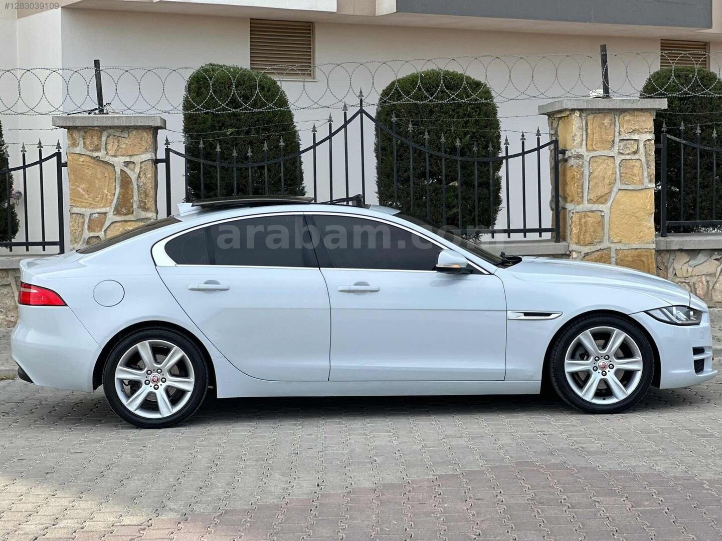 Galeriden Jaguar XE 2.0 Prestige 2016 Model Mersin 200.000 km Beyaz 7