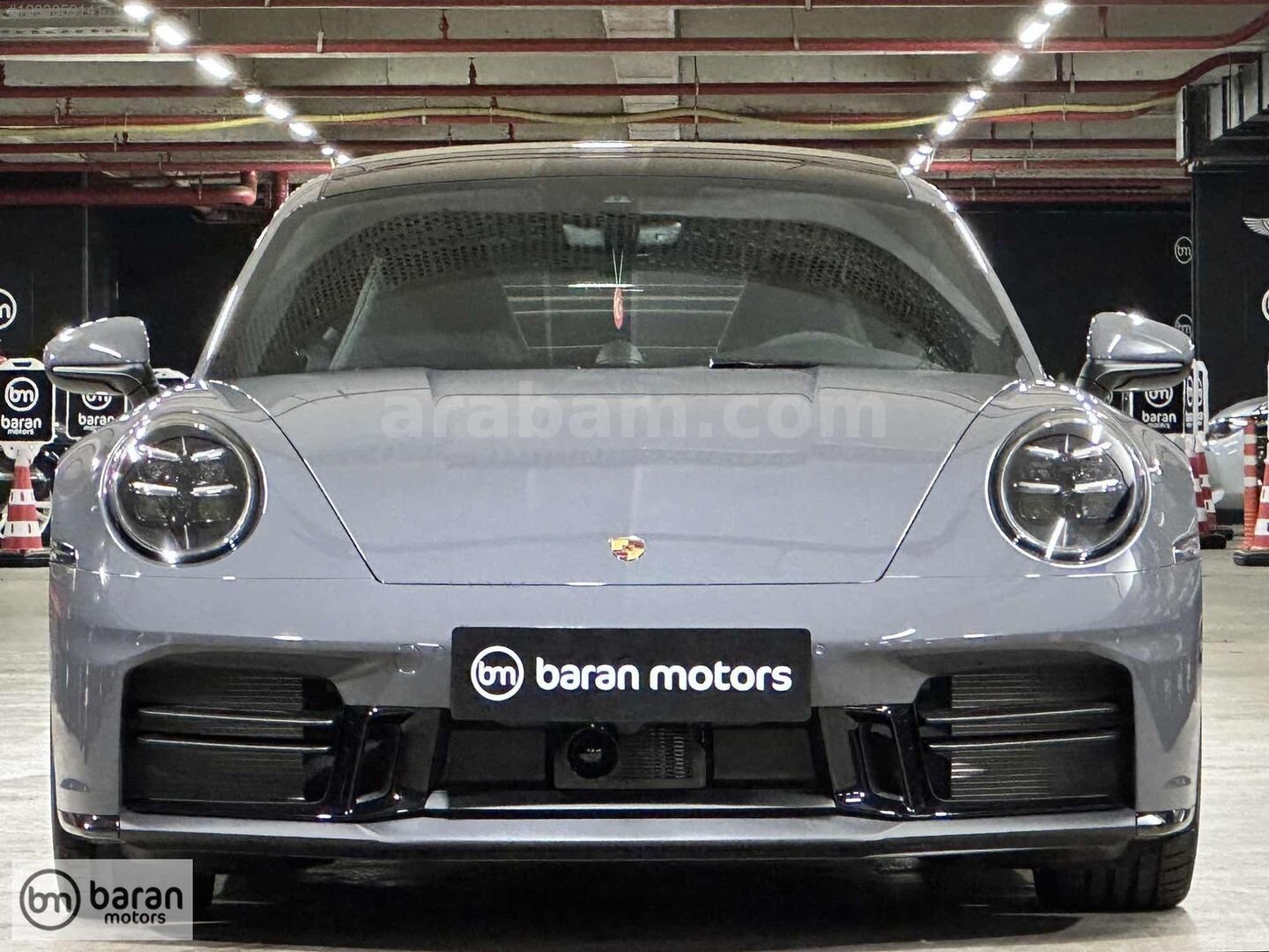 Galeriden Porsche 911 Carrera 2025 Model İstanbul 0 km Füme 1