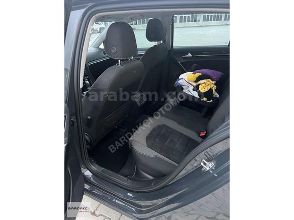 2017MPDEL 132 BİN KM DE GOLF LANSMAN RENK