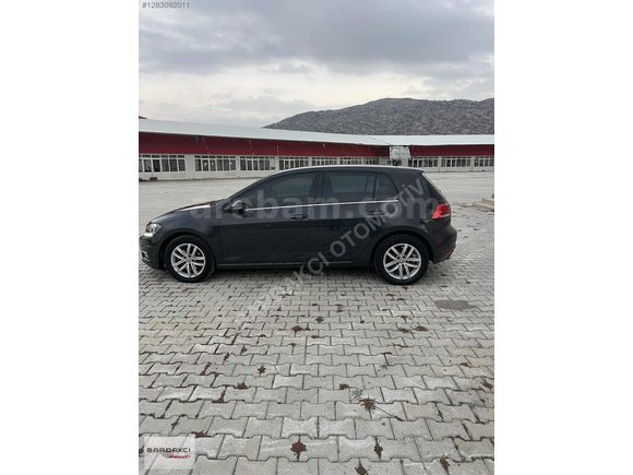 2017MPDEL 132 BİN KM DE GOLF LANSMAN RENK