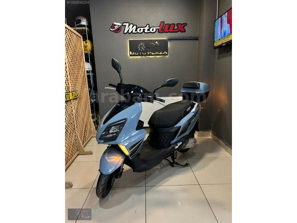 MOTO PLAZA'DAN 0 KM CSN ARREBOL