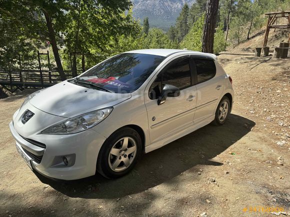Sahibinden Peugeot 207 1.4 VTi Active 2012 Model 