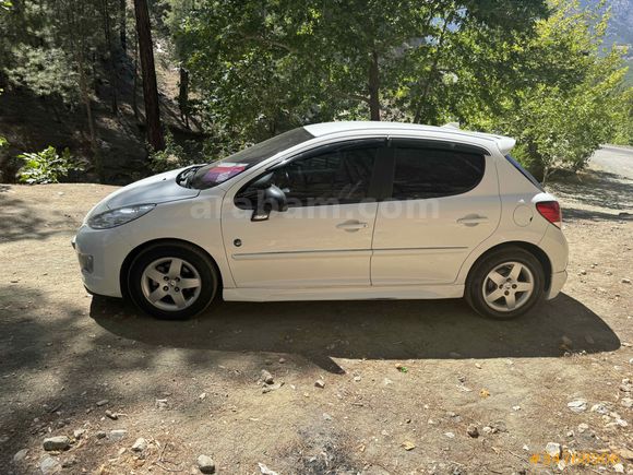 Sahibinden Peugeot 207 1.4 VTi Active 2012 Model 