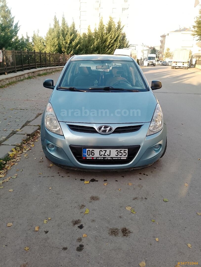 Sahibinden Hyundai i20 1.4 CRDi Team 2010 Model Ankara 248.000 km Mavi (metalik) 1